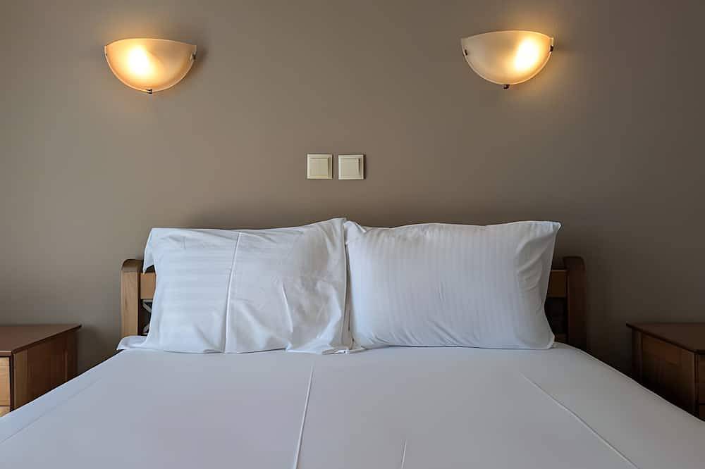 Ganze Wohnung, Apartment '2' mit Bergblick, Gemeinschaftsgarten und Wlan in Limenaria, Thassos