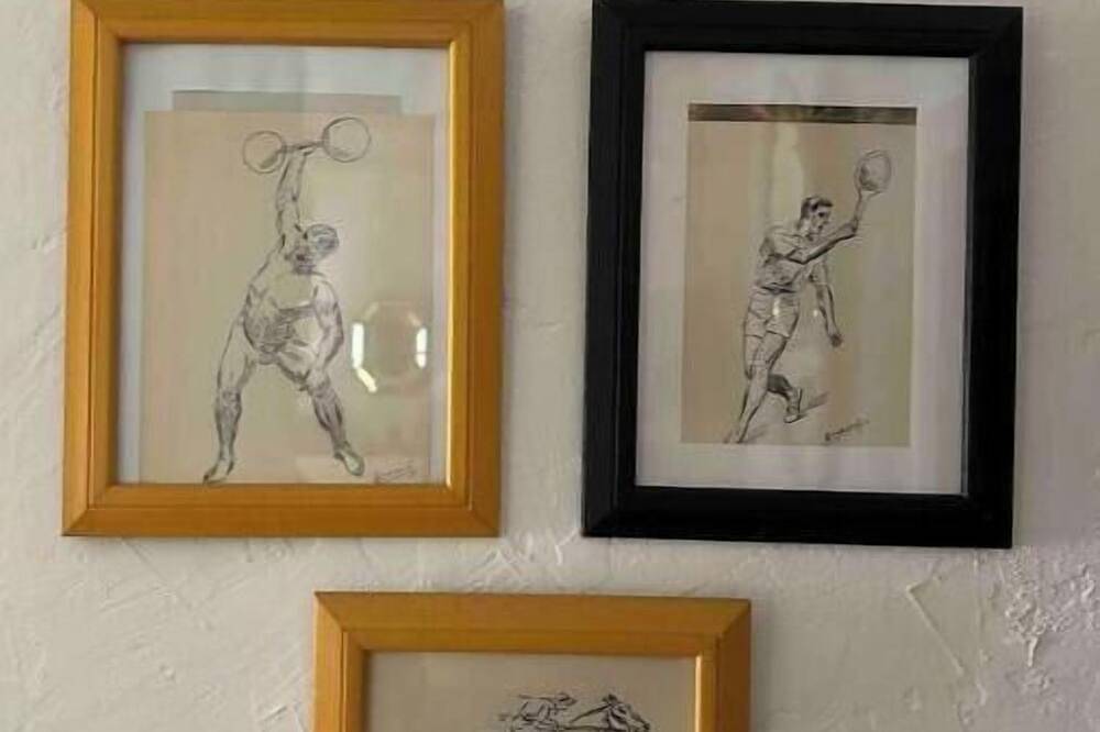 Entire apartment, Chez Elise - Gîte de Charme - les Grands Buffets in Bizanet, Narbonne region