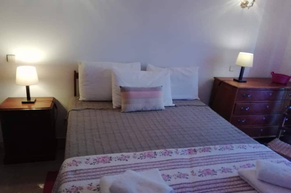 Ocean view villa 5 min from the beaches, Jacuzzi, Clim Wifi Zoomarine. Promoção! in Pêra, Alcantarilha e Pêra