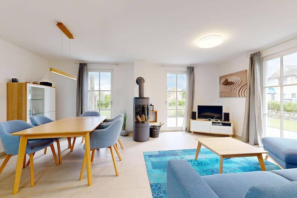 Reetdachhaus in ruhiger Lage mit Sauna, Kamin, super Preis-Leistungs-Verhältnis in Kramerhof, Stralsund Umland