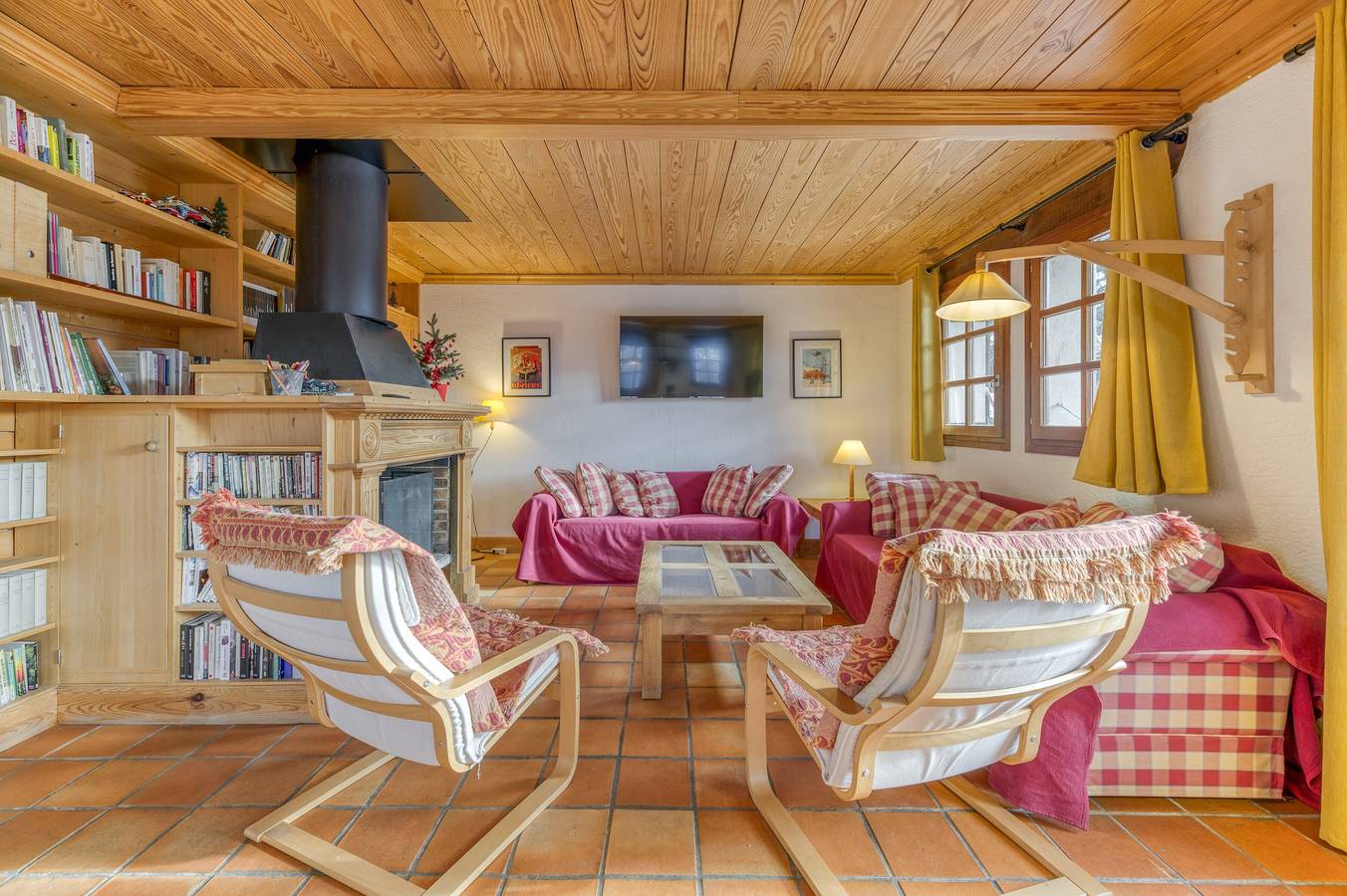 Ganze Wohnung, Ferienwohnung 'La Salamandre' mit Bergblick, privater Terrasse und Wi-Fi in Villard-Reculas, Nationalpark Écrins