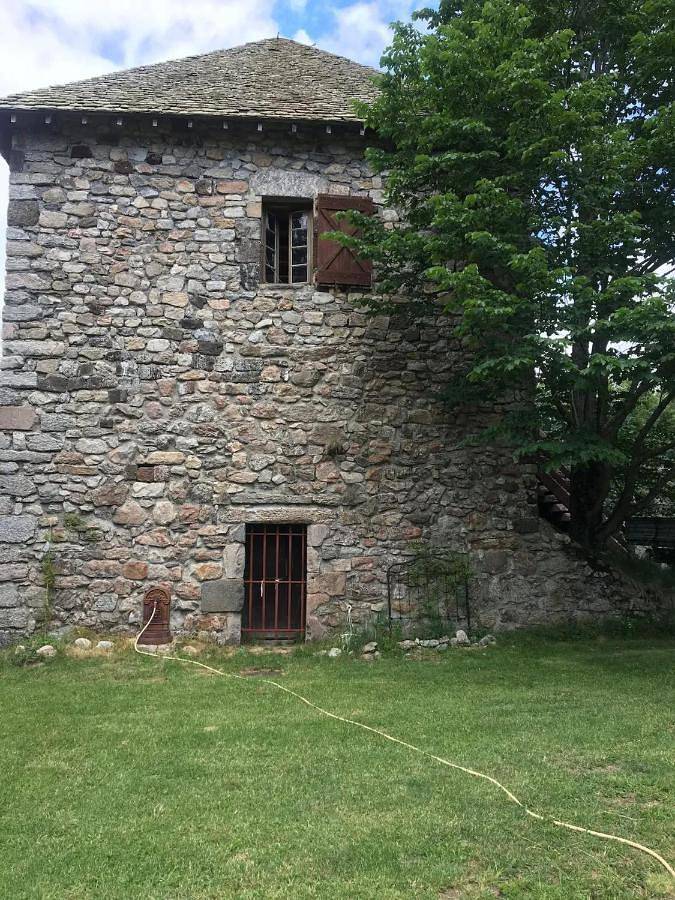 Location de vacances pour 5 personnes, avec jardin dans La Croix de Bauzon - 2