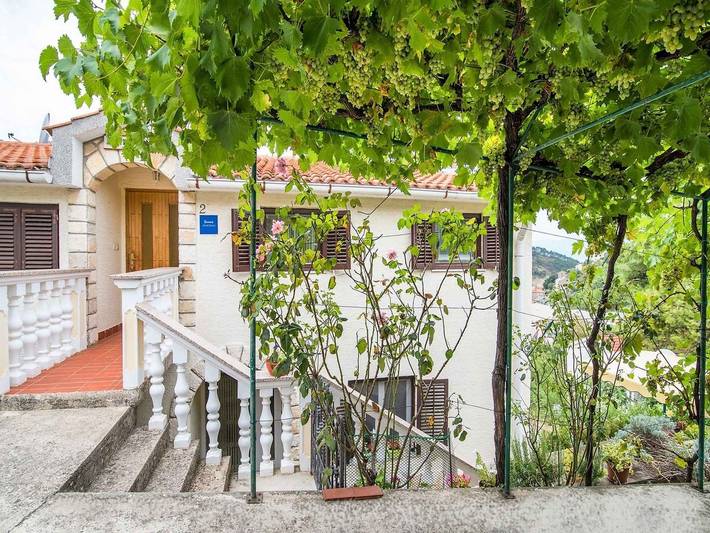 Iznajmljivanje smještaja za odmor za 5 osoba u Vrbnik
