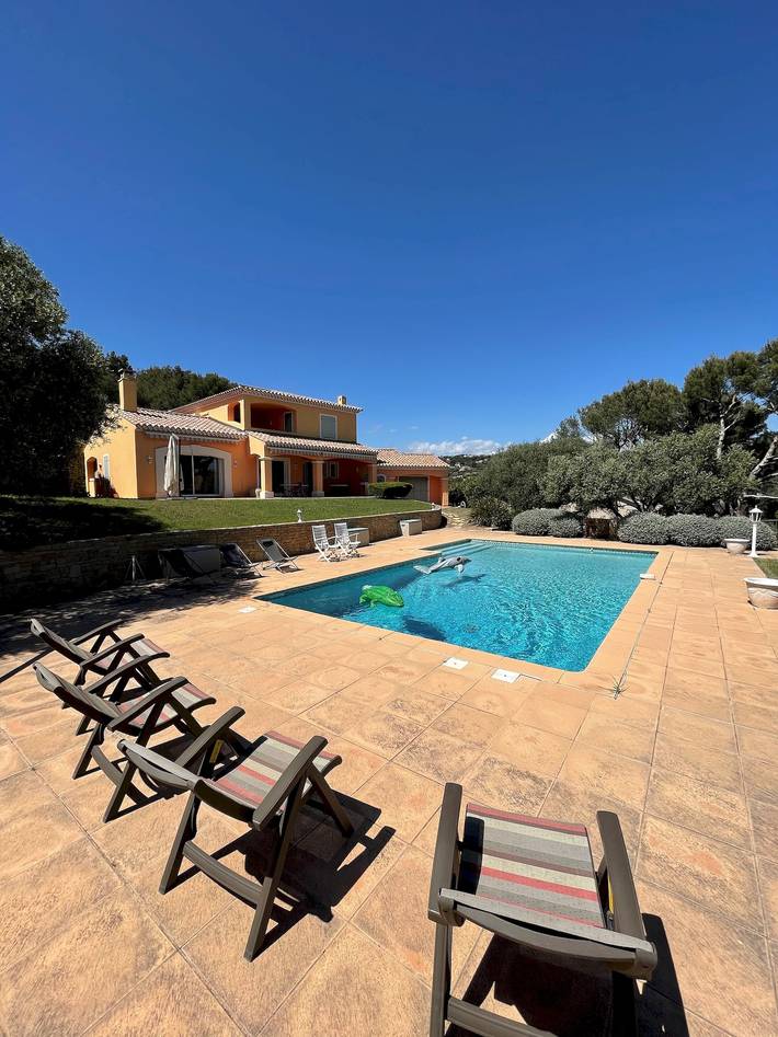 Villa für 8 Personen, mit Garten und Pool sowie Terrasse, mit Haustier an der Côte d'Azur - 2