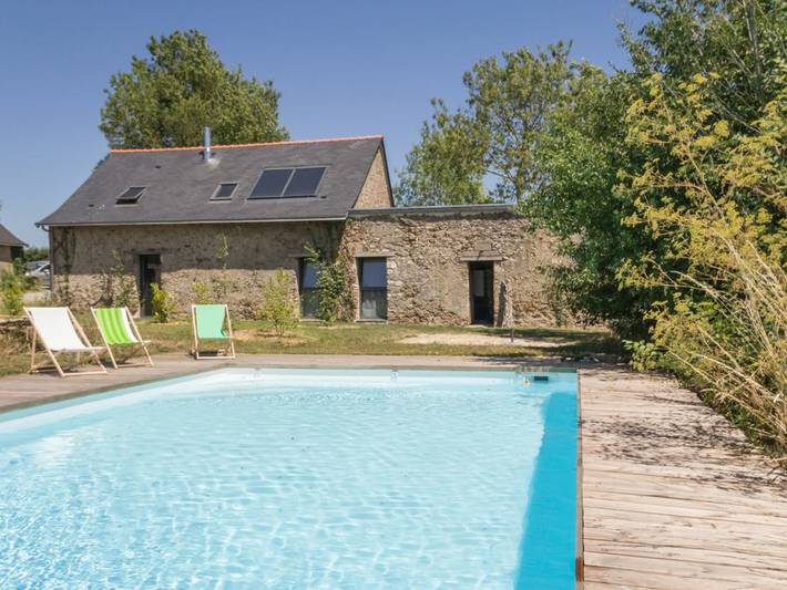 Gîte pour 6 personnes, avec Terrasse ainsi que Jardin et Piscine