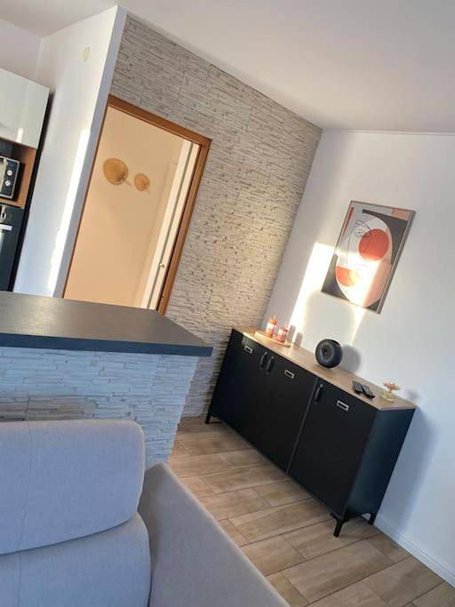 Appartement entier, One-Bedroom Apartment in Saint-Jean-de-Braye, Vallée de la Loire