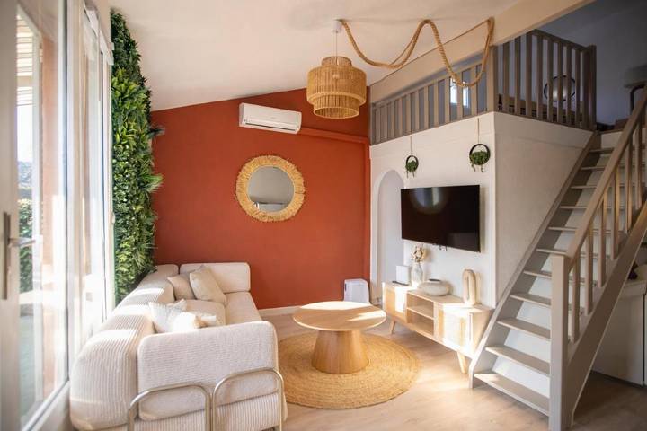 Gîte pour 4 personnes, avec jacuzzi et sauna ainsi que jardin et piscine à Saint-Martin-d'Ardèche - 2