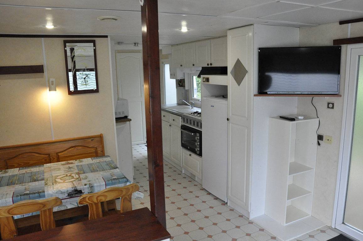 Mobil-home 6 places climatisé, proche Royan in Semussac, Région de Saintes