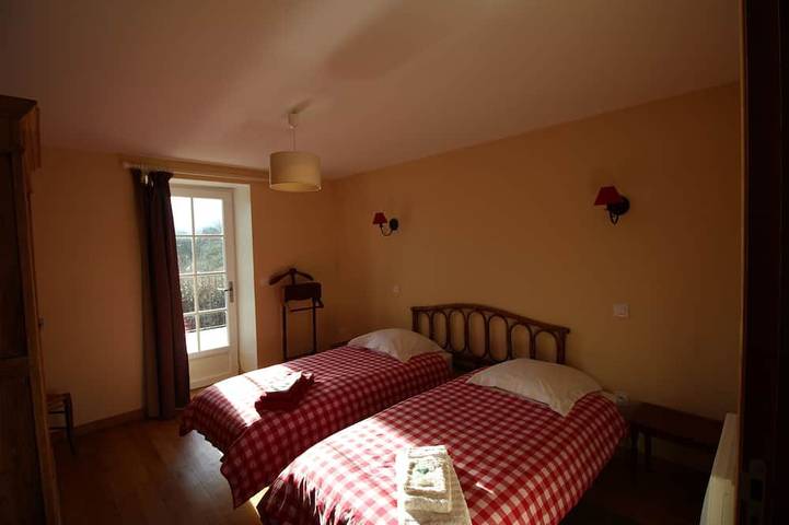 Gîte pour 31 personnes, avec Terrasse et Jardin dans Centre-Val de Loire - 2