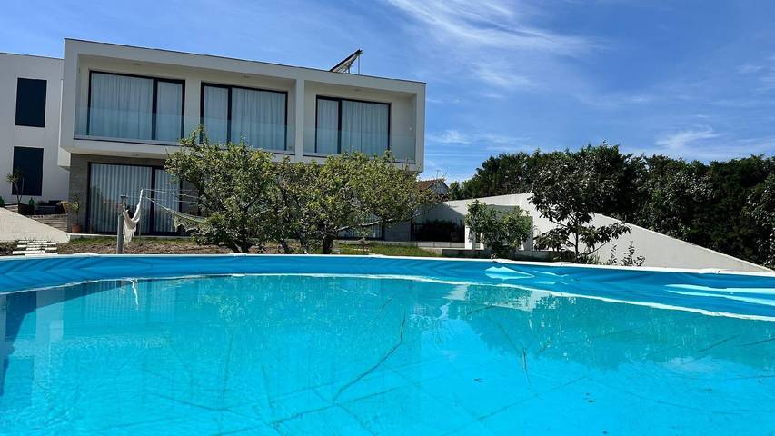 Ferienhaus für 10 Personen, mit Garten und Whirlpool - 1