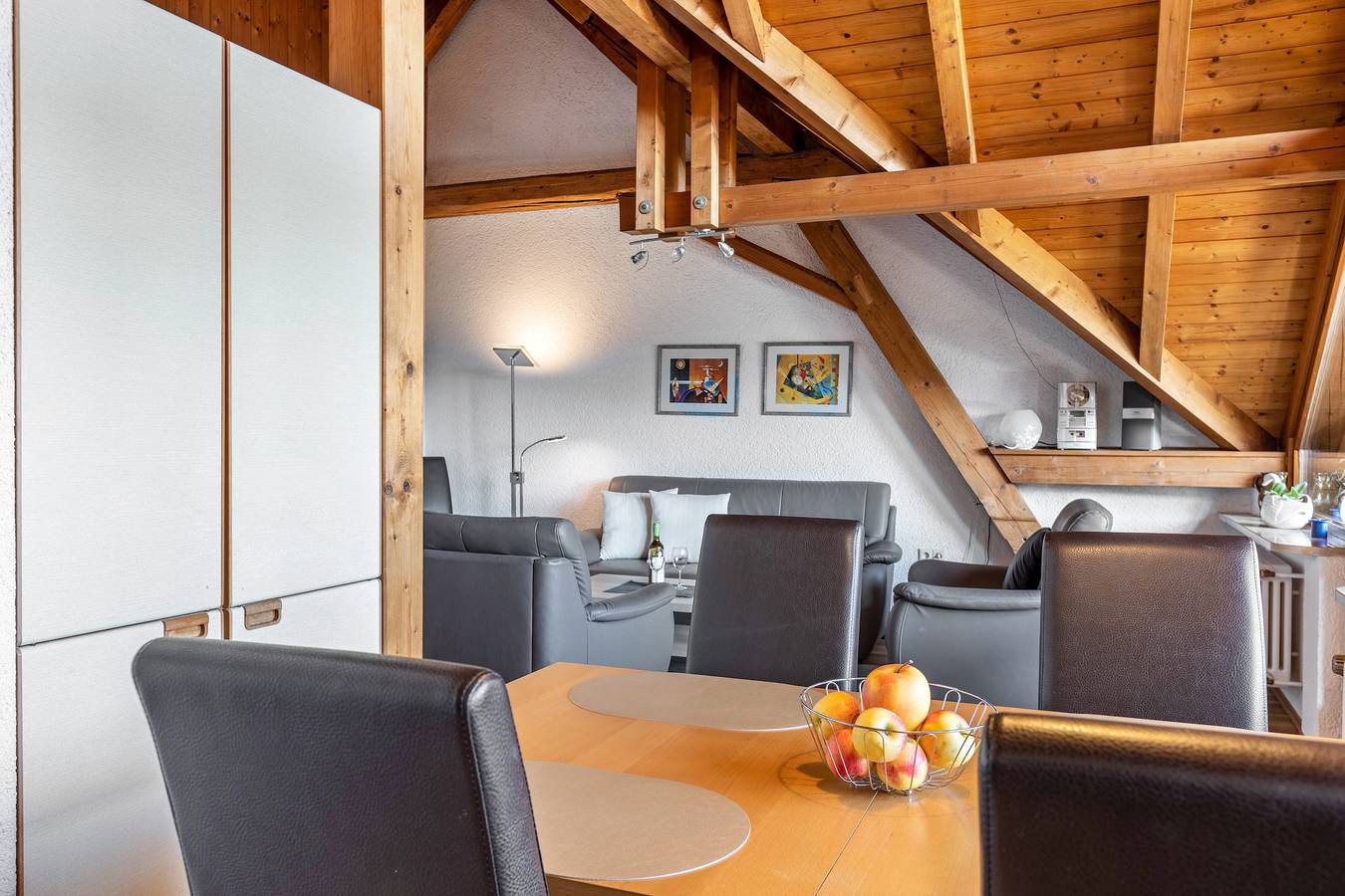 Ganze Wohnung, Ferienwohnung 1, 65 m² 2 Schlafzimmer, max. 5 Personen in Bodman-Ludwigshafen, Obersee (Bodensee)