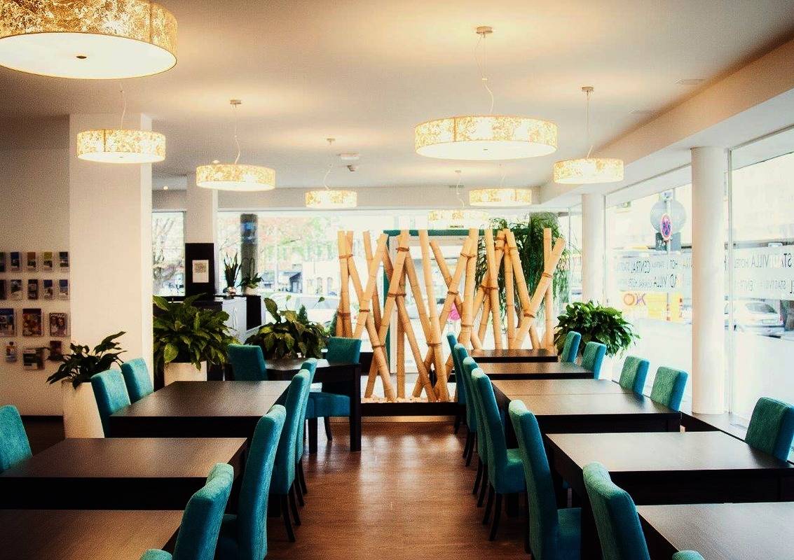Hotel Stadtvilla Central - Modernes Doppelzimmer Komfort mit Doppelbett in Schweinfurt, Fränkisches Weinland