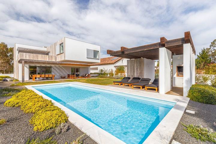 Casa de vacaciones para 8 personas, con terraza y jardín en Comporta