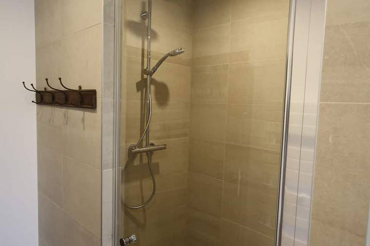 Location de vacances pour 10 personnes, avec terrasse et jardin, animaux acceptés à Montséret - 4