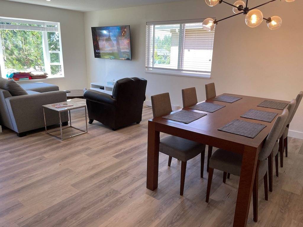 Bright, Renovated 3-Bedroom Rancher in the Heart of Gibsons in Sunshine Coast Regional District