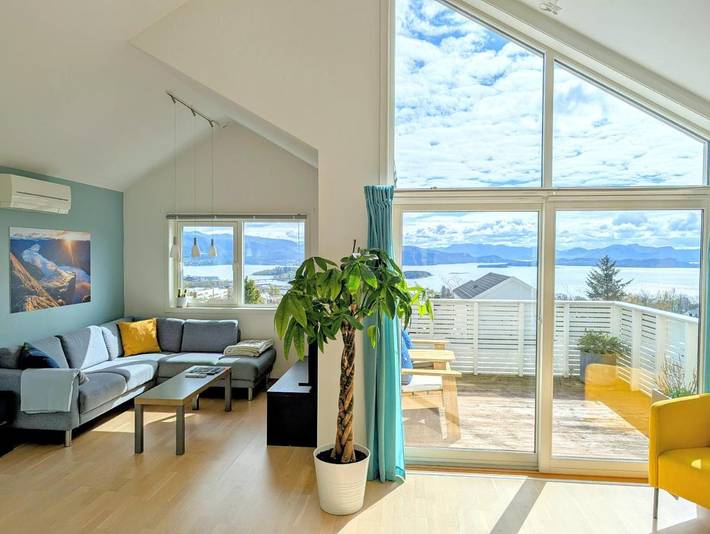 Ferienwohnung für 5 Personen, mit Garten und Ausblick in Strand (Rogaland)