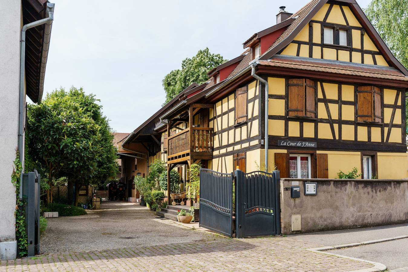 Gite géranium - la cour de j'anne in Schiltigheim, Région de Strasbourg
