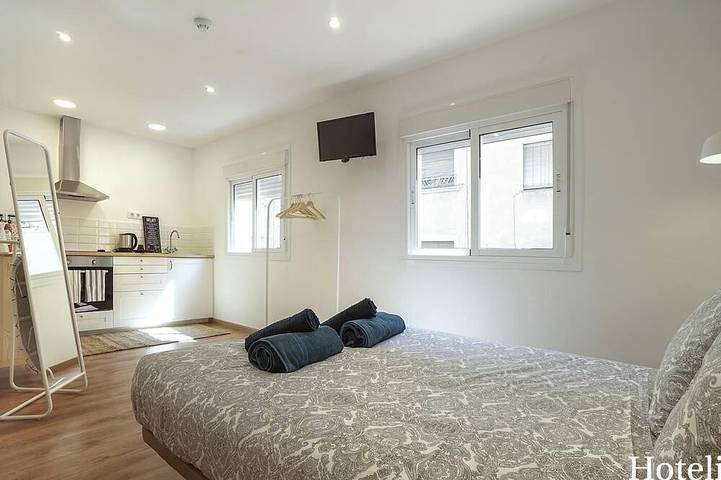 Apartamento de vacaciones para 3 personas, con terraza y jacuzzi - 1