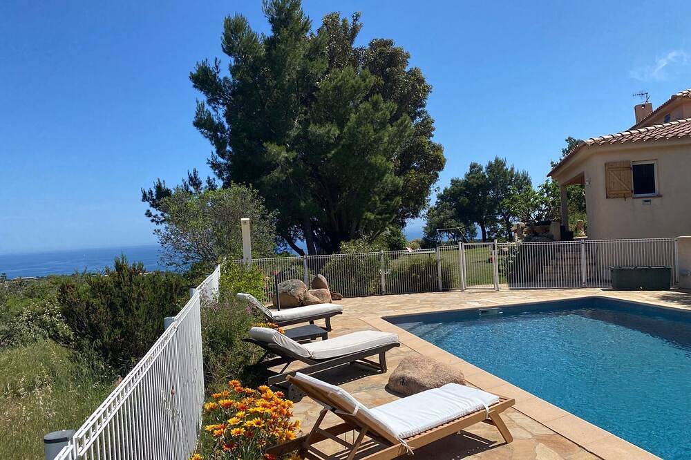 Schöne Villa mit außergewöhnlichem Meerblick und beheiztem Pool in Porto-Vecchio, Sartène und Umgebung