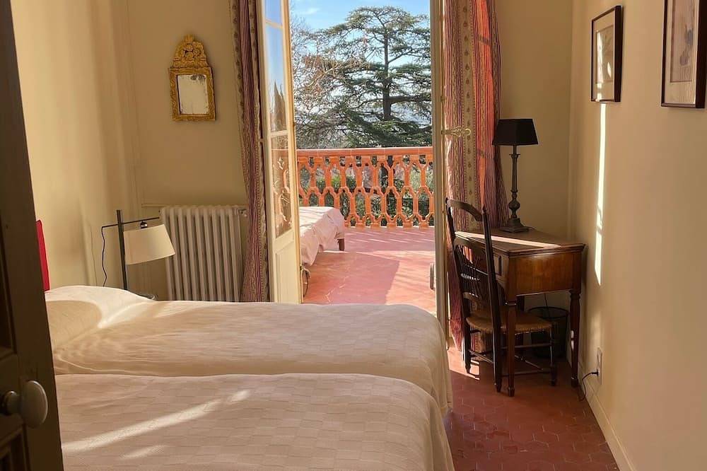 Charming country house on the Faron in Toulon, Toulon Region