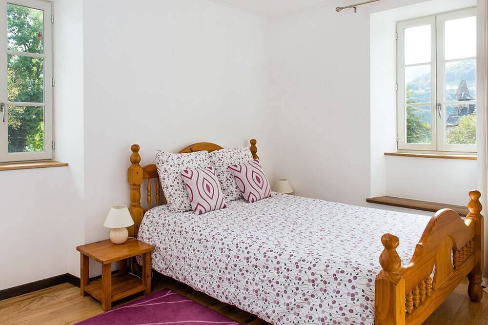 Gîte ★★★★ au coeur des Pyrénées, dans le parc d'un Château in Moulis (Ariège), Parc naturel régional des Pyrénées ariégeoises