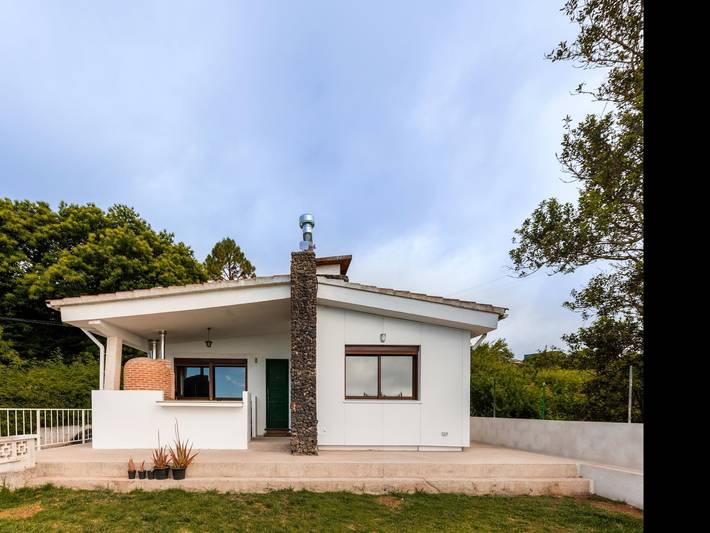 Casa rural para 6 personas, con jardín además de terraza y vistas al mar en El Rosario