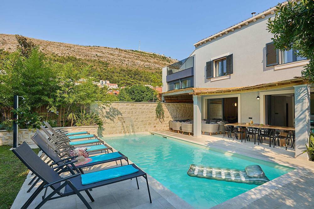 Villa With Pool for 10 People in Dubrovnik, Grad Dubrovnik