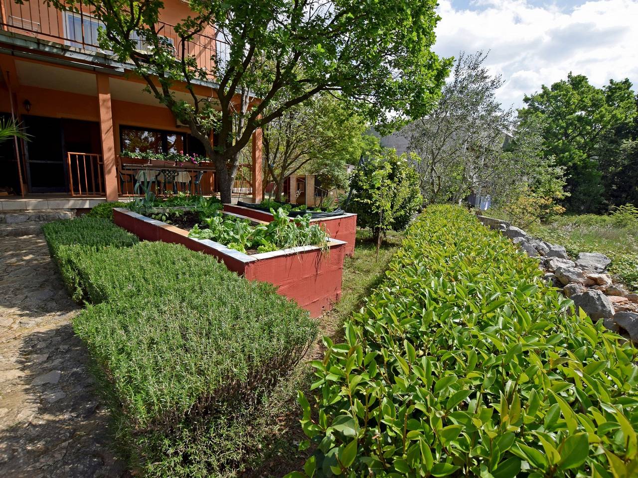 Ganze Wohnung, Ferienwohnung für 4 Personen mit Balkon in Starigrad, Zadar