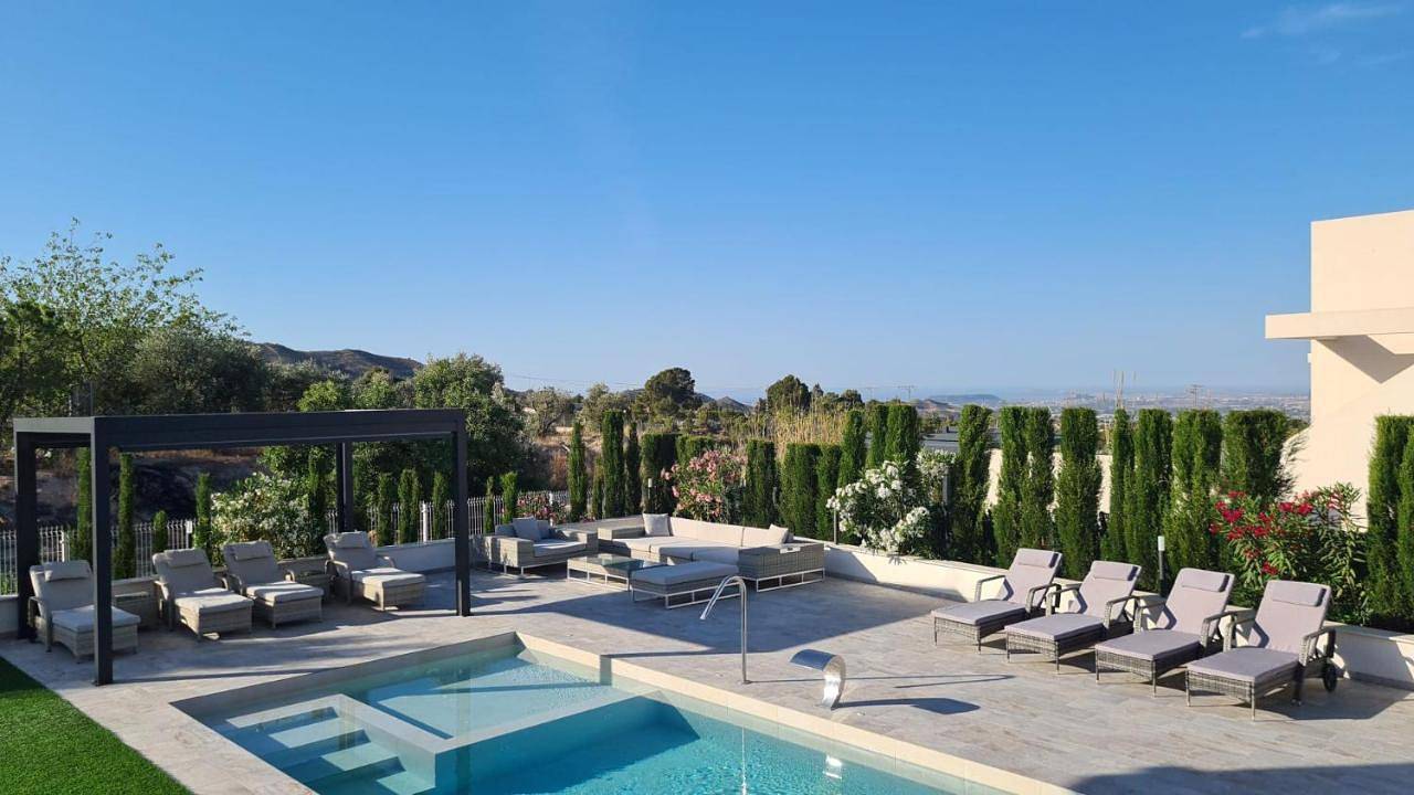 Deluxe Villa in Busot, Costa Blanca