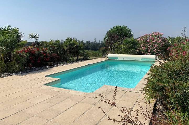 Location de vacances pour 8 personnes à Échourgnac