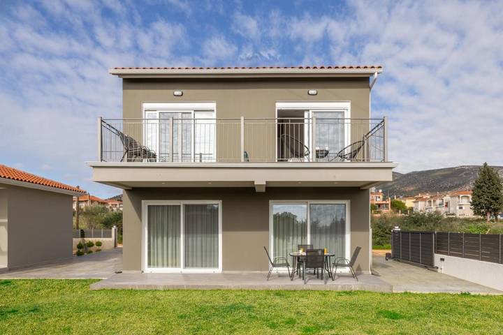 Two-Bedroom Villa in Καραβάδο, Κεφαλονιά