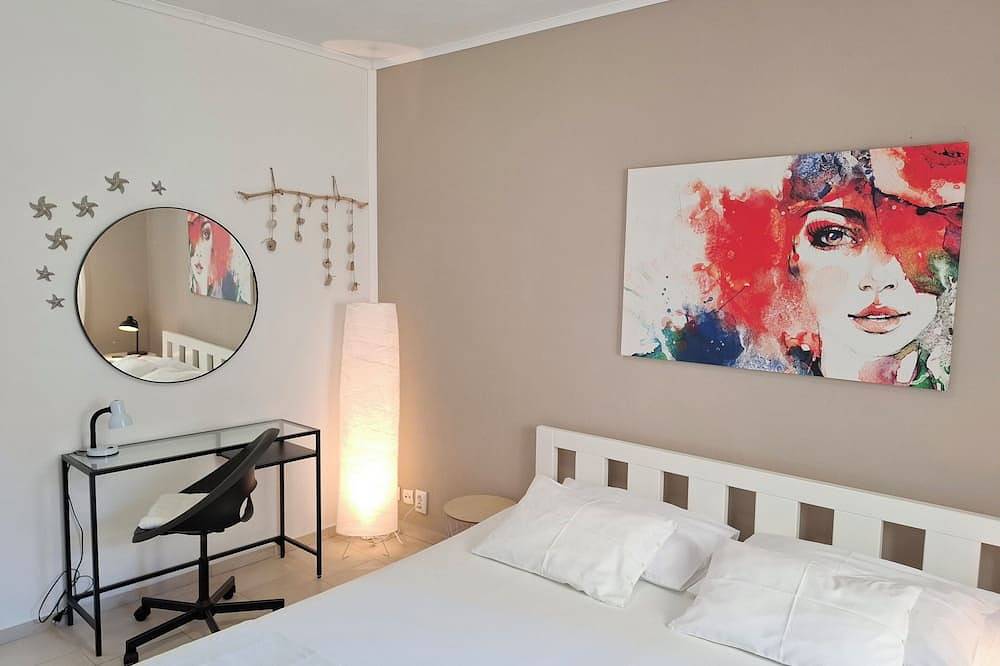 Entire apartment, Elegant and comfortable 1 bedroom apartment in the center of the town of Hvar in Hvar City, Hvar