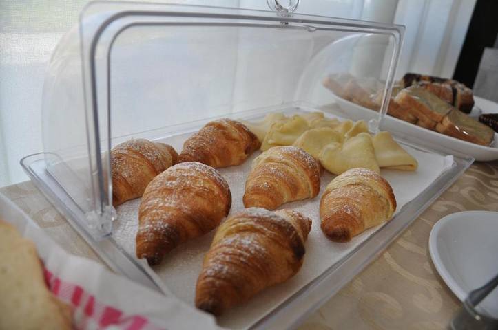 Location de vacances pour 2 personnes, avec jardin et vue, adapté aux familles à Racalmuto - 3