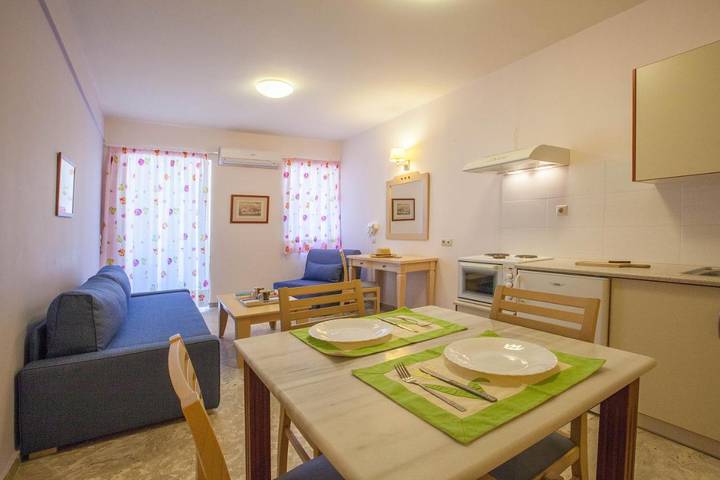 Ferienhaus für 2 Personen, mit Garten und Ausblick sowie Terrasse in Tolo - 4