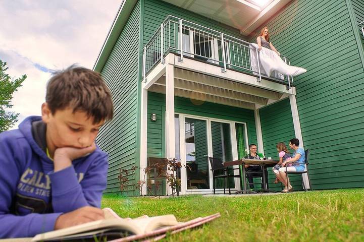 Ferienhaus für 4 Personen, mit Pool und Balkon sowie Sauna und Garten - 1