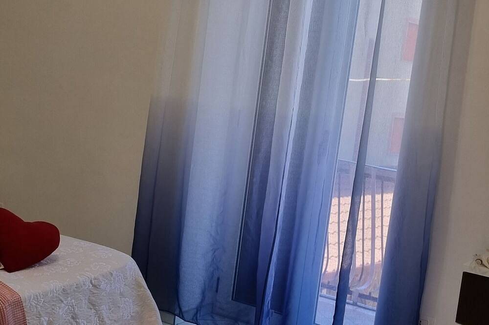 Casa Vacanza Cilento Pardalis Appartamento con Terrazzo e Parcheggio Gratuito in Agropoli, Cilento