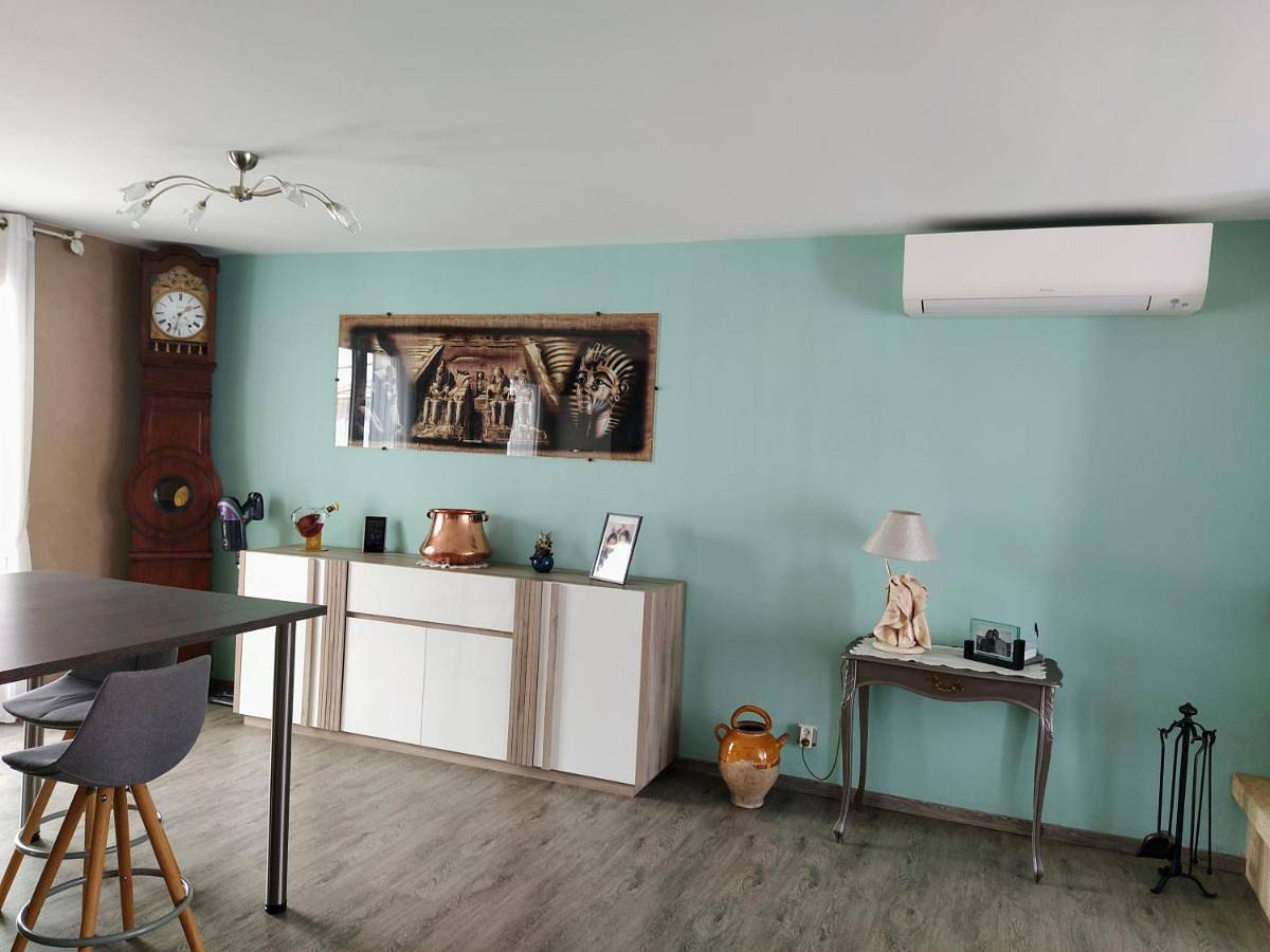 Two-Bedroom House in Cognac, Charente