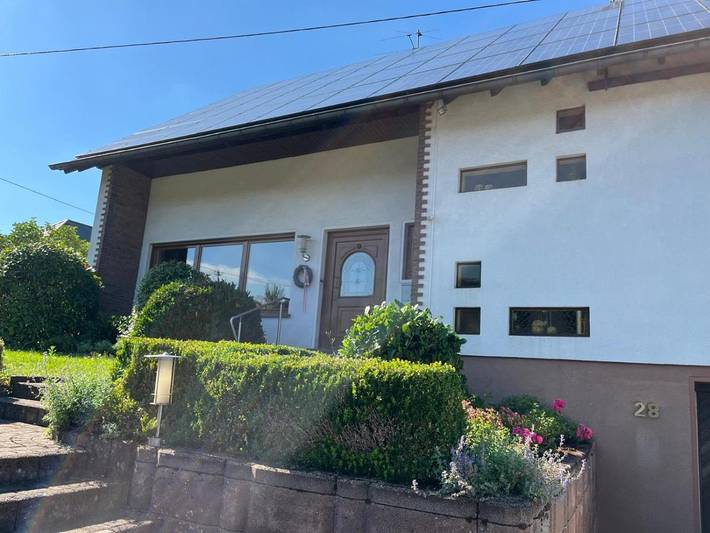 Ferienwohnung für 11 Personen, mit Terrasse und Garten in Wadern