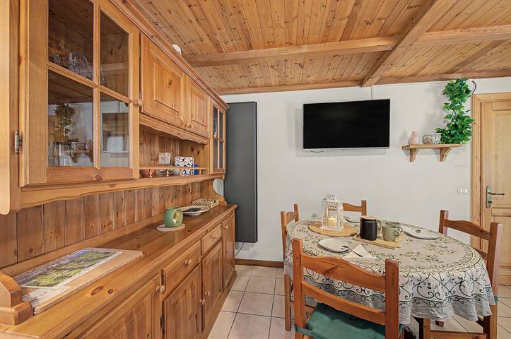 Holiday home 'Alba' with Mountain View, Private Terraces and Wi-Fi in Piode, Wallisian Alps