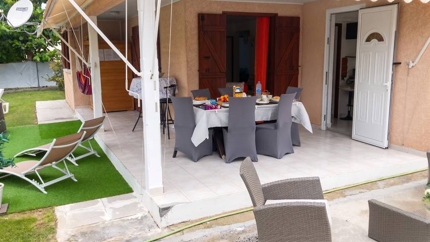 Villa enchanteur à Sainte-Anne avec jardin et piscine privée in Sainte-Anne, Guadeloupe