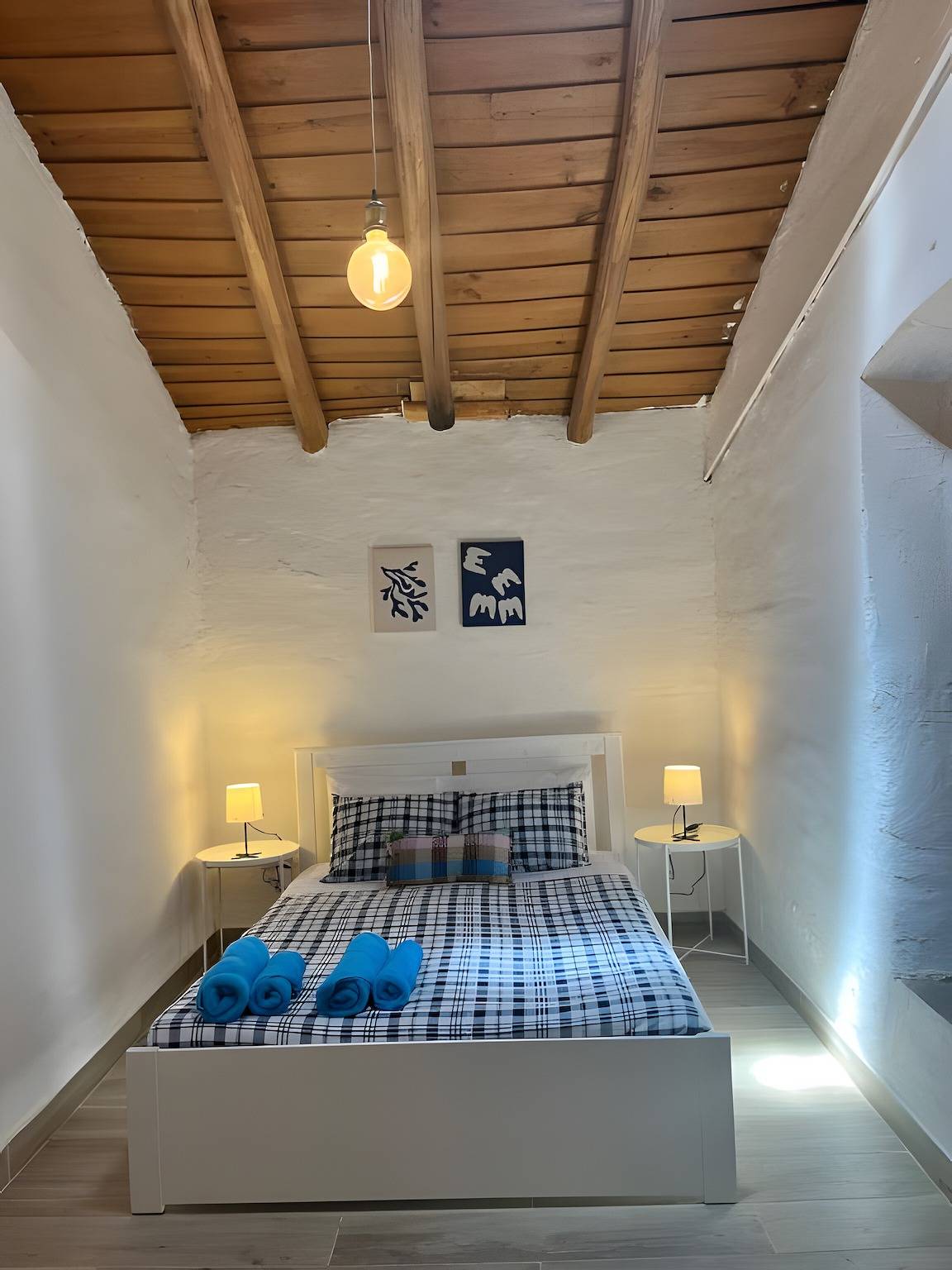 Casa Vacacional 'Zena Houses 1' con Terraza Privada y Wi-Fi in Mértola, Parque natural del Valle del Guadiana