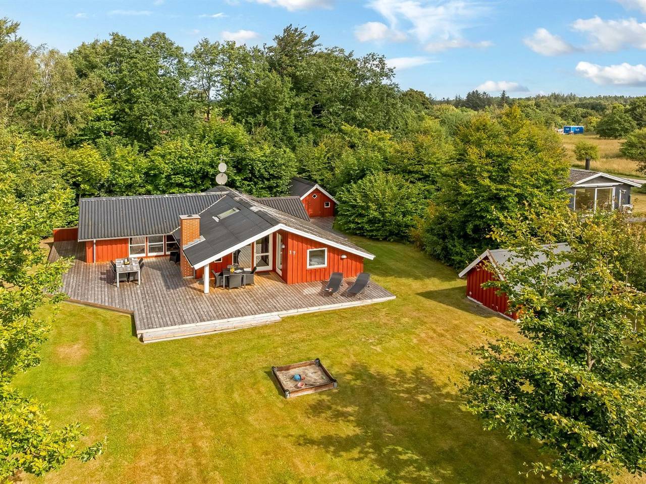"Thurir" - 4km from the sea in Fjerritslev, Jammerbugt