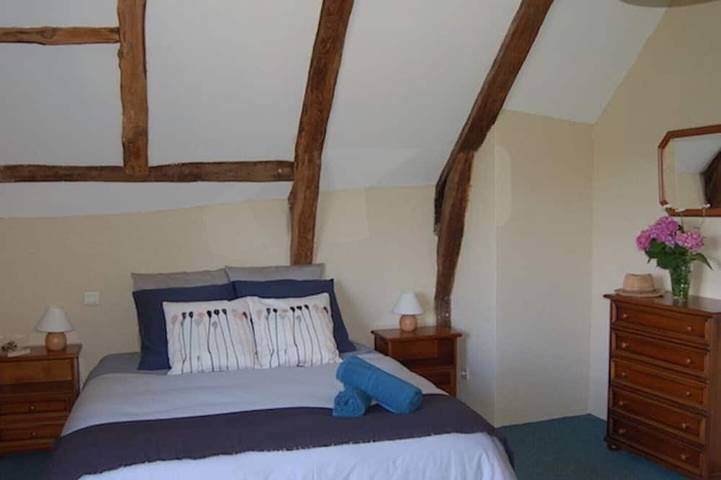 Location de vacances pour 6 personnes, avec terrasse et jardin à Coubisou - 2