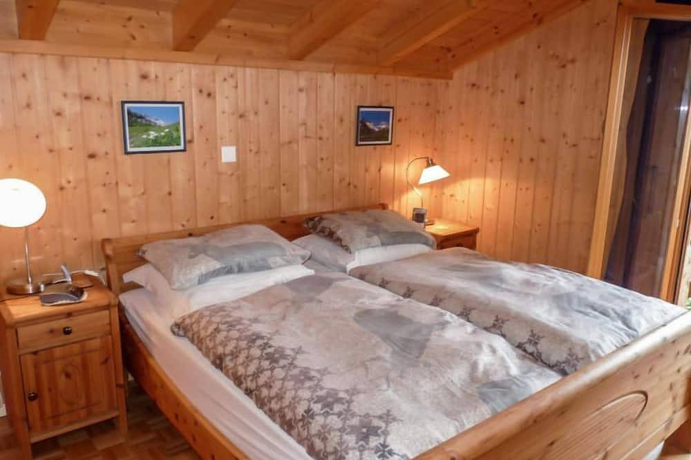 Ecureuil noir by Interhome in Ovronnaz, Chamoson