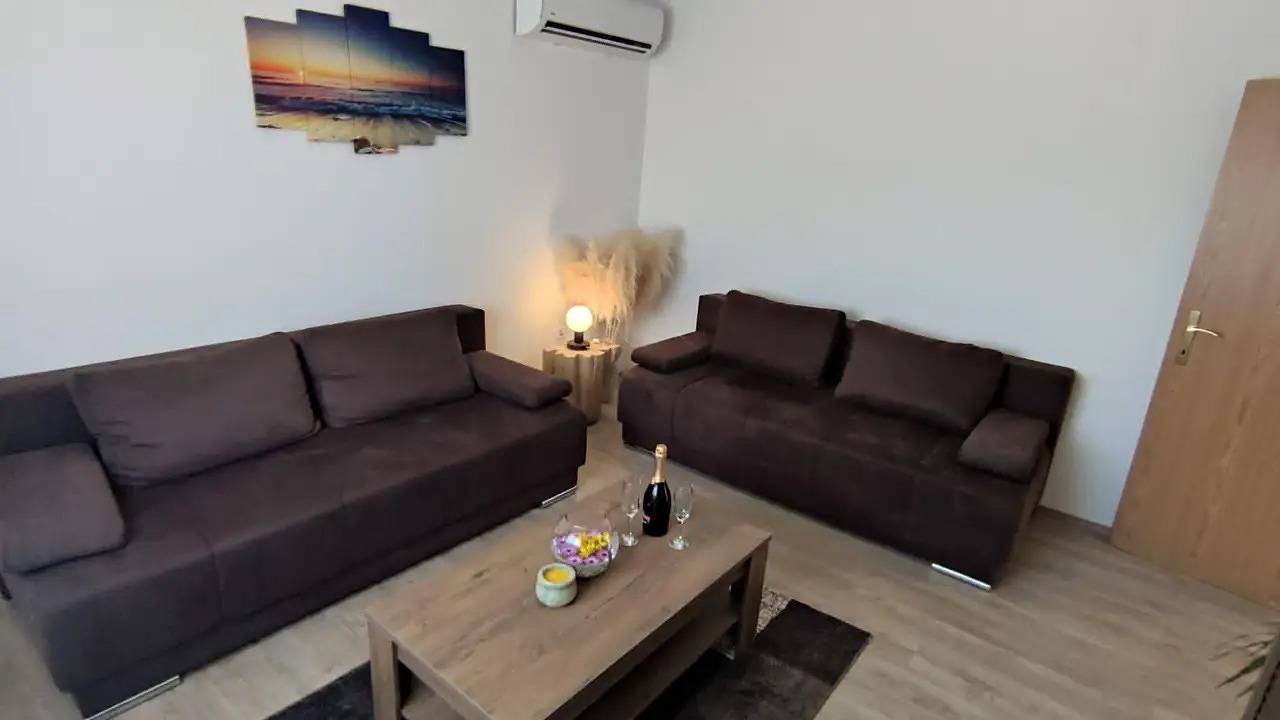 Ganze Ferienwohnung, Ferienwohnung für 6 Personen (68 m²) in Rogotin in Rogotin, Dubrovnik-Neretva