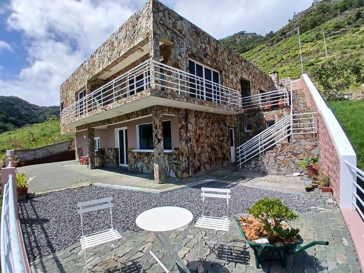 Gîte pour 3 personnes, avec vue et jardin à Caniçal - 2