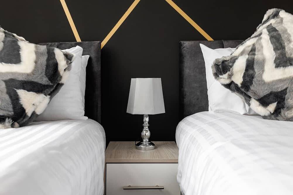 Entire apartment, 🌟Studio 4 - City Centre - Free Wifi & Smart Tv🌟 in Middlesbrough, North East England