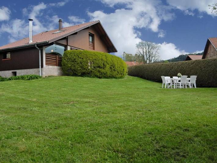 Gîte pour 8 personnes, avec terrasse et jardin, animaux acceptés à Gerbépal - 3