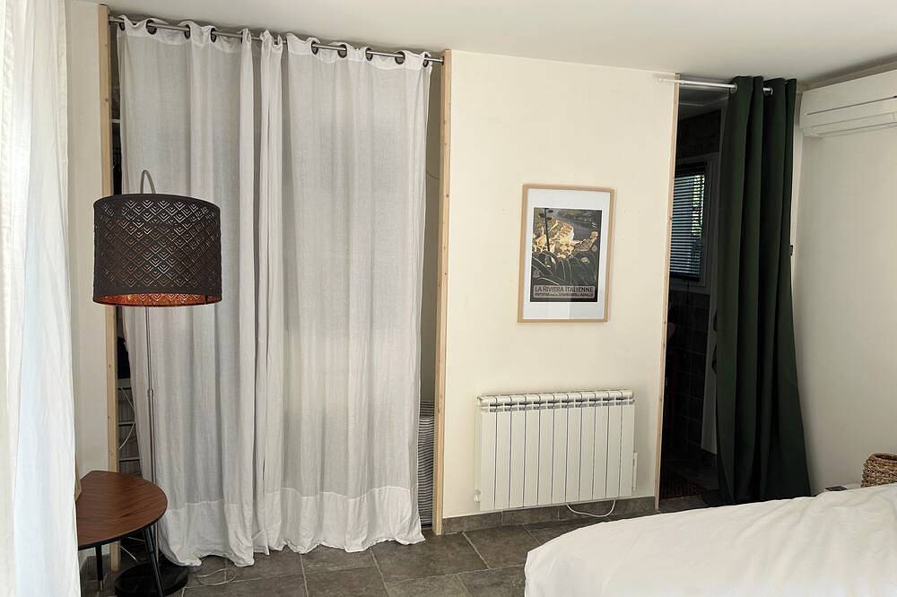 La Sécatée - un havre de paix en Provence, au coeur des Alpilles in Orgon, Arles region