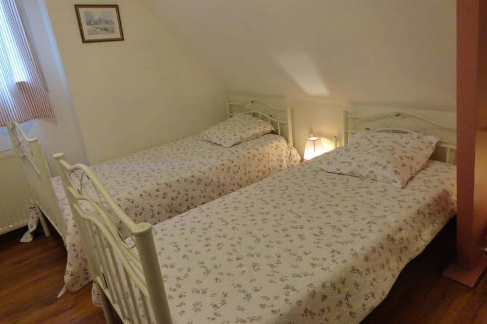 46g11798 - Cajarc - Gîte in Cajarc, Causses du Quercy Regional Nature Park